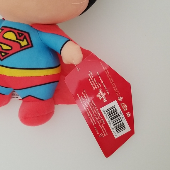 A bundle of Super Man and Wonder Woman Plushies - Picture 7 of 8